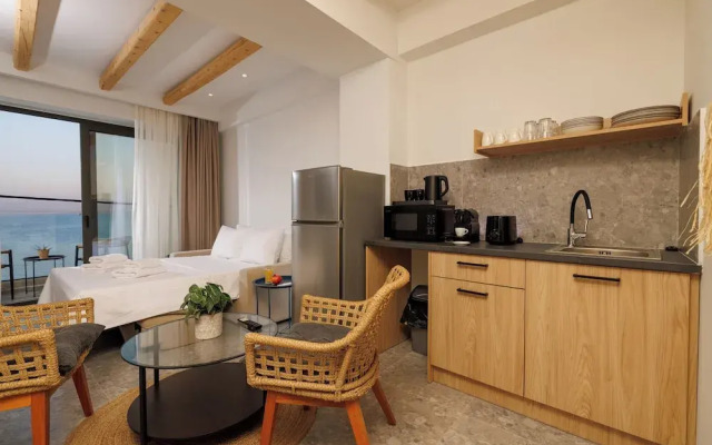 Soho SeaFront Suites