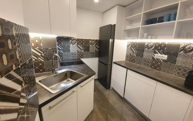Premium Crown Suites