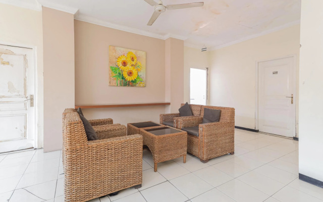 RedDoorz near Gubeng Station