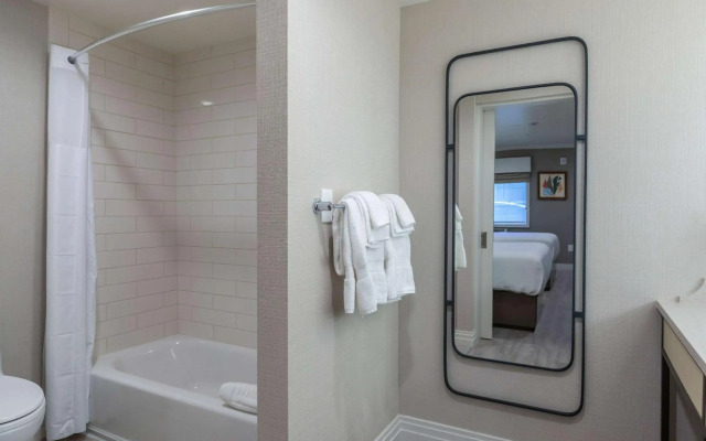 Bluestem Hotel Torrance Los Angeles, Ascend Hotel Collection