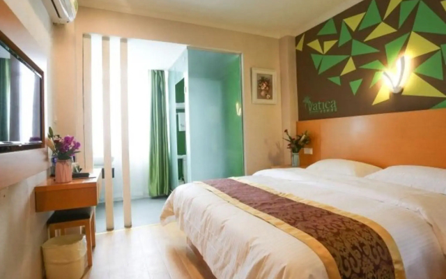 Vatica Hefei Lujiang Road Hotel