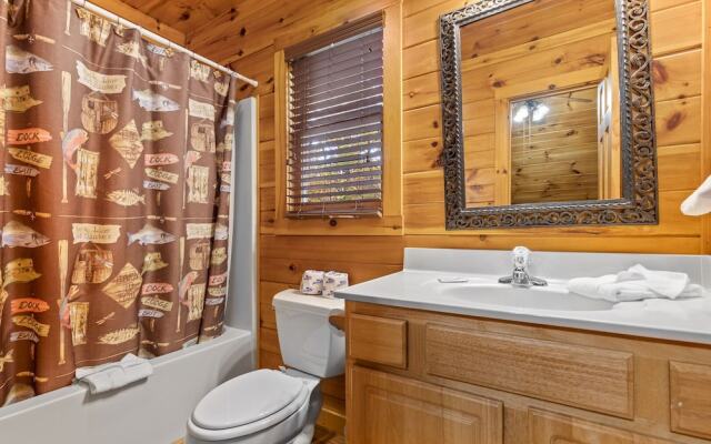 Bear Crossing Cabin by Jackson Mountain Rentals