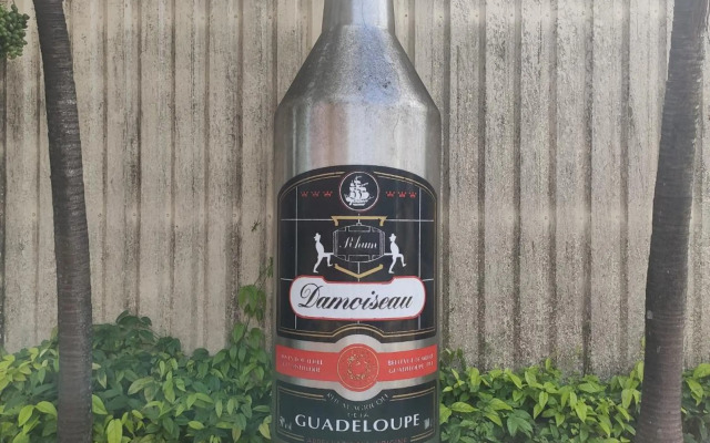 MALAKA F1 TOUT CONFORT Le Moule avec Piscine