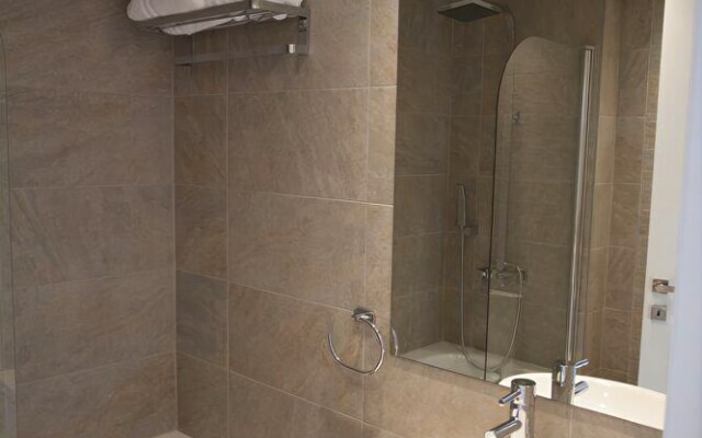 Nerreids Apartment E32 by Ezoria Holiday Rentals