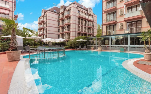 Tarsis Club Hotel & Aquapark