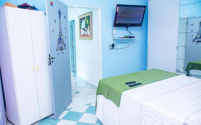 Linda casa com lazer a 500m da praia Guaratuba SP