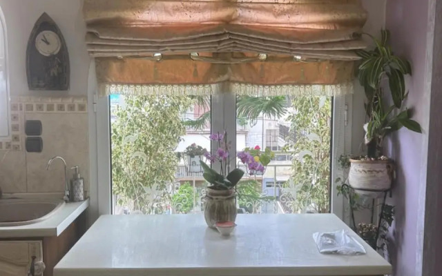 Mandy's complete luxury flat