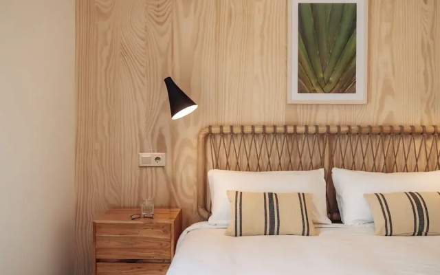 Los Olivos Apartments by Olala Homes
