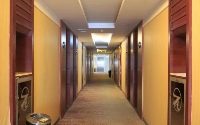 Dragon Hotel
