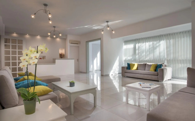 Milos Hotel