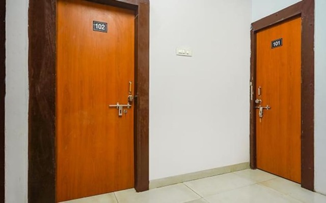 Fabexpress Shraddha Inn