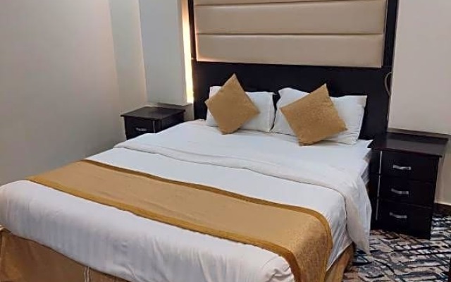 Diamond Angle Suites