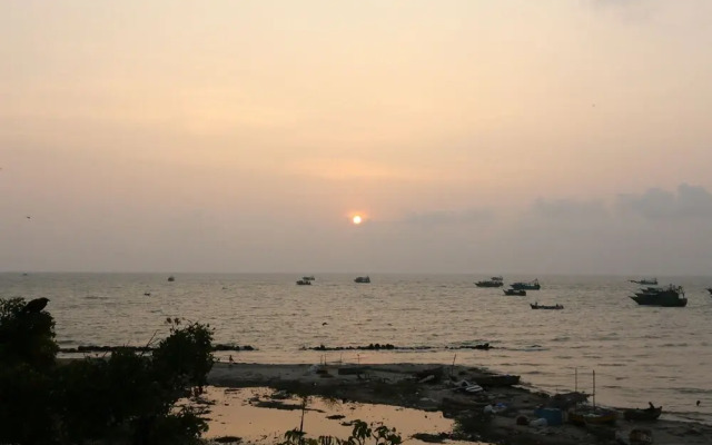 OYO 24347 Hotel Sunrise View