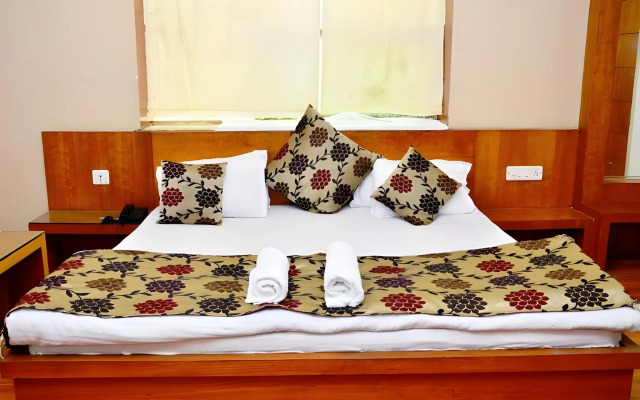 Hotel Mandakini Plaza