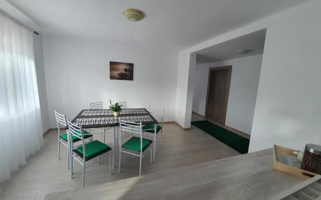Casa De Oaspeti Anna