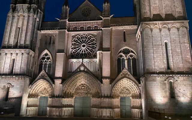 • Bel appartement - centre historique de Poitiers