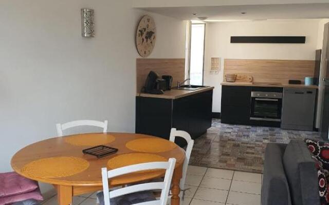 Appart lumineux Carcassonne centre ville