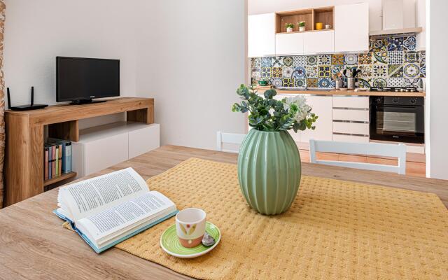 Juriol in Alghero With 1 Bedrooms and 1 Bathrooms