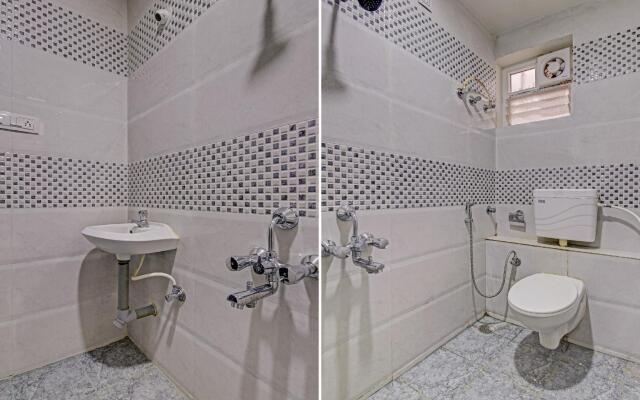 SPOT ON 77398 Shree Srinivasa Residency