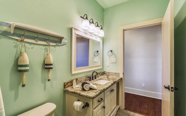 Better Together 5 Bedrooms 3.5 Bathrooms Home