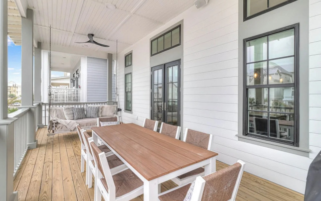 Sandy Cheeks 409 COA