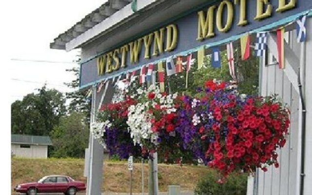 Westwynd Motel & Suites