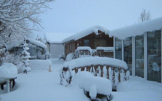 Bb 44 Guest House