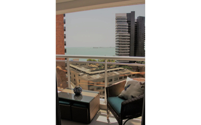 Flat no novo edifício conceito com linda vista mar