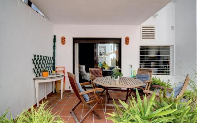 Apartamento 409 marina Real Puerto de la Duquesa playa