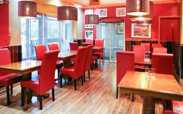 Hotel 346