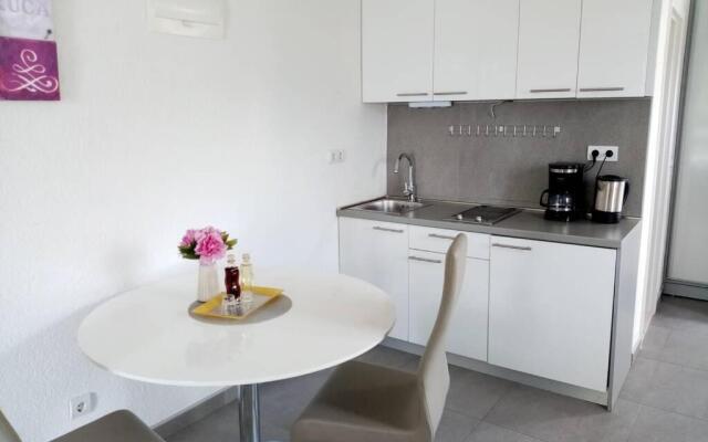 Studio apartman Iva