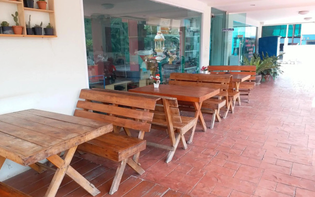 TongPrasit Place
