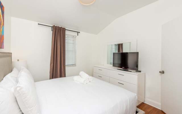 Hispaniola Apartments Part of the Oasis Casita Collection
