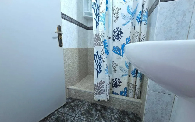 Low Cost Room Las Llaves 3