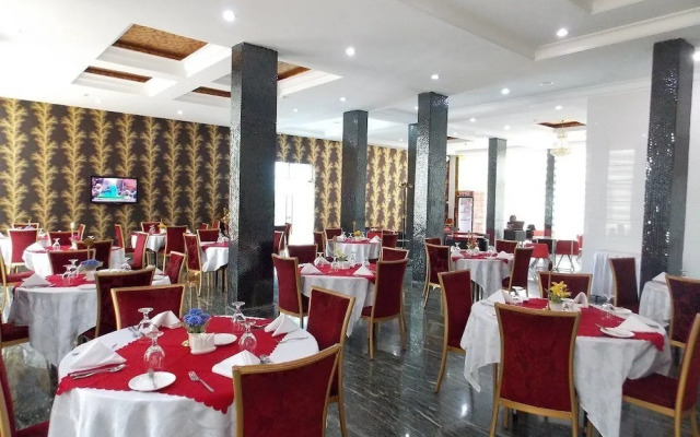 Ajuji Greenwich Hotel