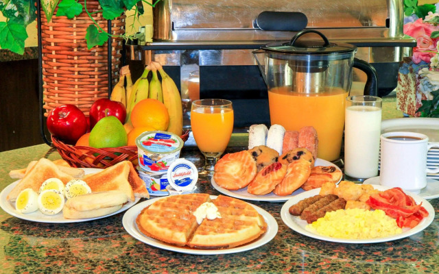 Clarion Inn & Suites Miami International Airport