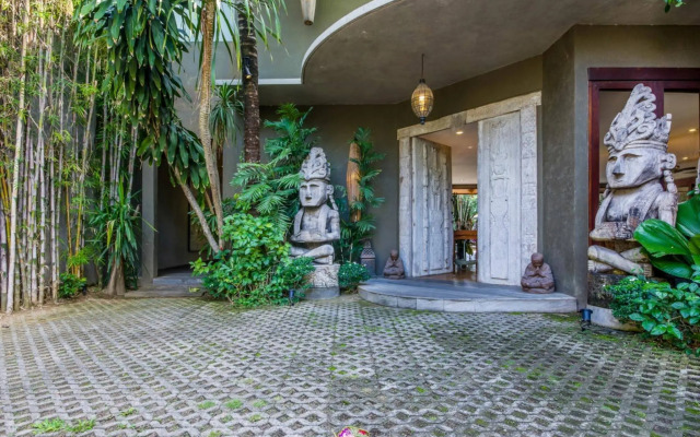 Villa Yoga by Villa Finder