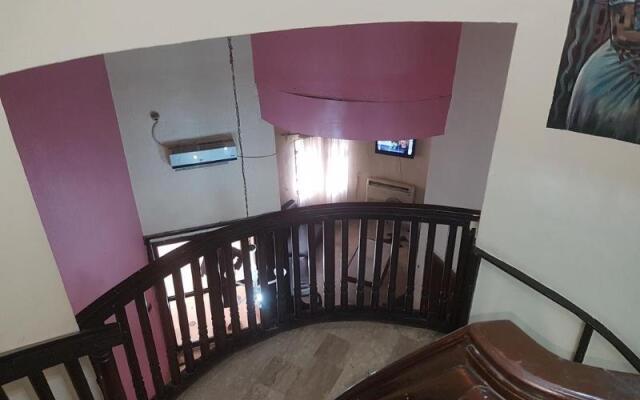 Feliama Hotel