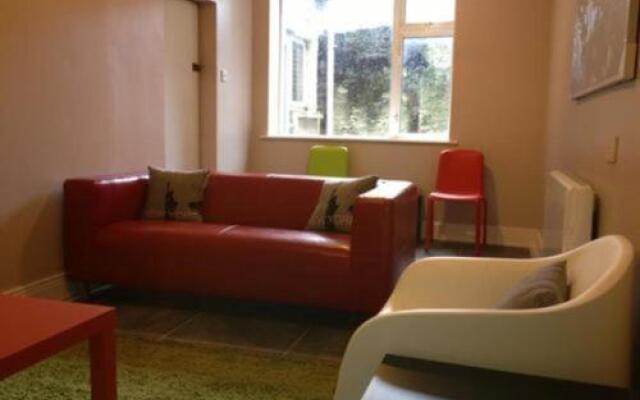 Oscar's Hostel
