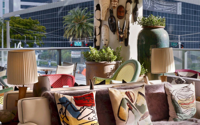 Отель Dua Miami, Autograph Collection