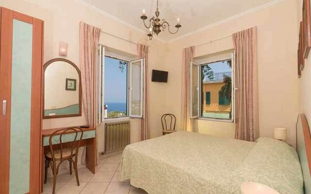 Hotel Monti