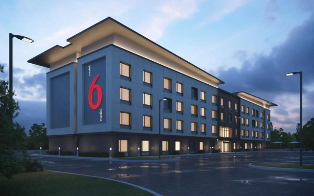 Motel 6 Austin, TX - Airport