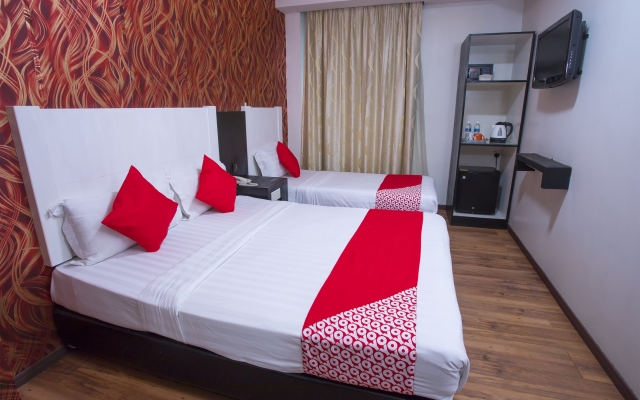 OYO 44037 King Park Hotel