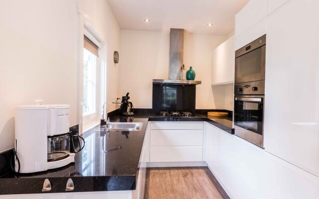 Detached Chalet in the Middle of De Veluwe