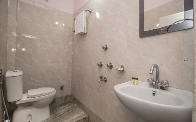 Garg Residency By OYO Rooms