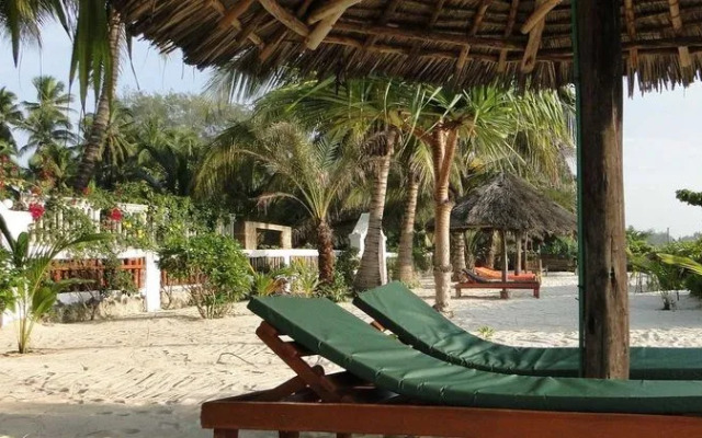 Pwani Silver Sand Beach Hotel