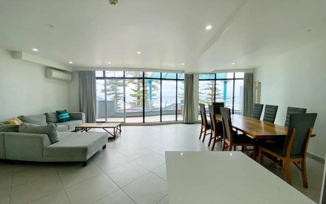 Stay at Hotel Steyne