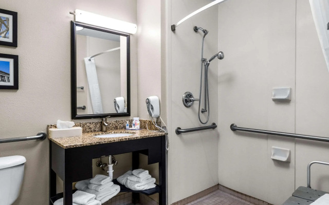 Comfort Inn Evansville East