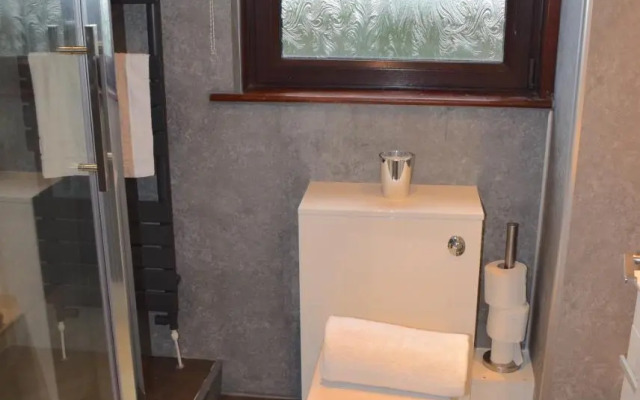 3 Bedroom-Kelpies Serviced Apartments Bruce