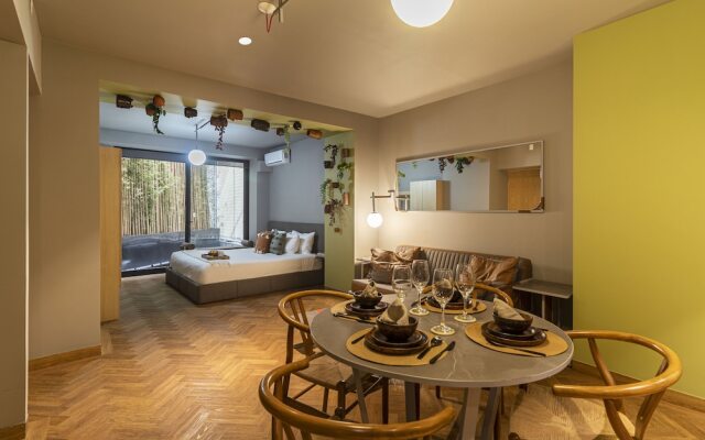 Casa Londres by Kukun